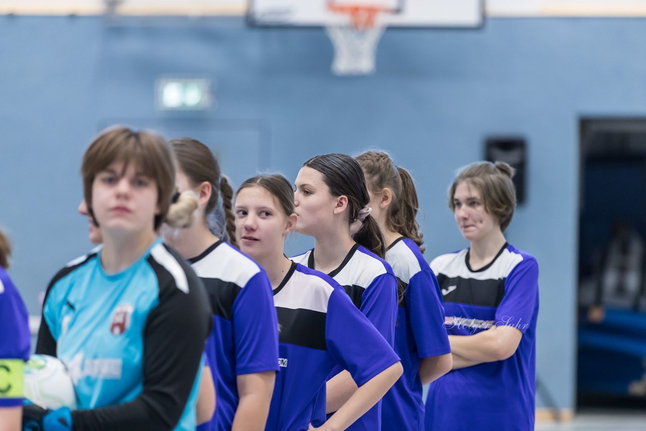 Bild 127 - B-Juniorinnen 2 Loewinnen Cup